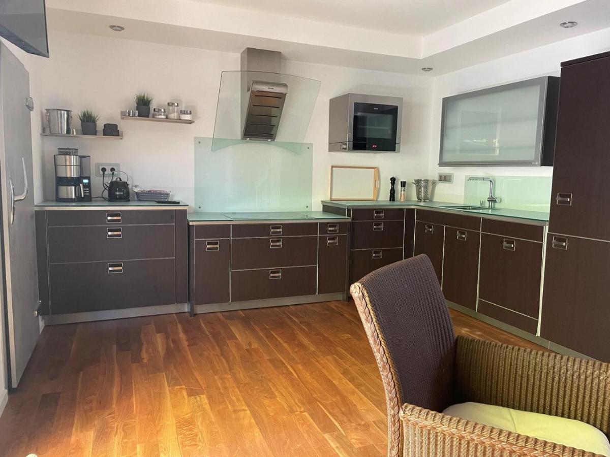 Luxusferienwohnung Im Herzen Der Altstadt Von Koblenz Apartment *
